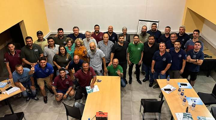 Jornada de formación sindical en AOMA